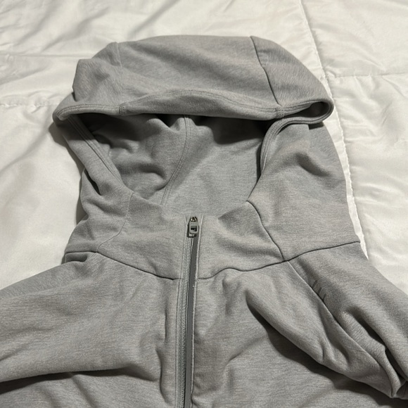 Lululemon zip up - Picture 2 of 6